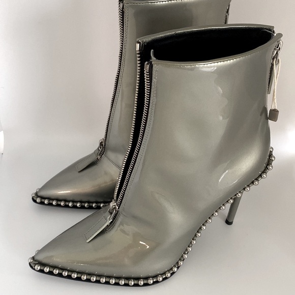 ALEXANDER WANG Eri Studded Metallic patent-leather ankle Boots New - Picture 9 of 13